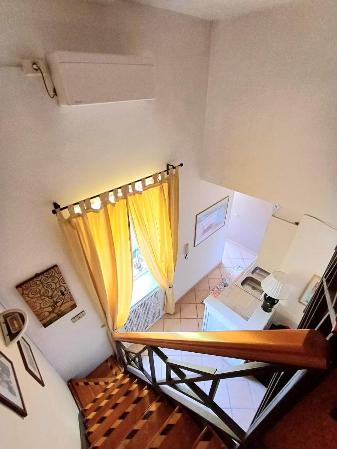 Lucariello Apartment Napoli Dış mekan fotoğraf